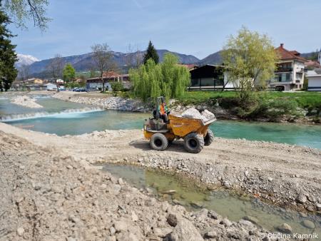 Sanacijska obnova vodotokov in hudournikov po poplavah (48)